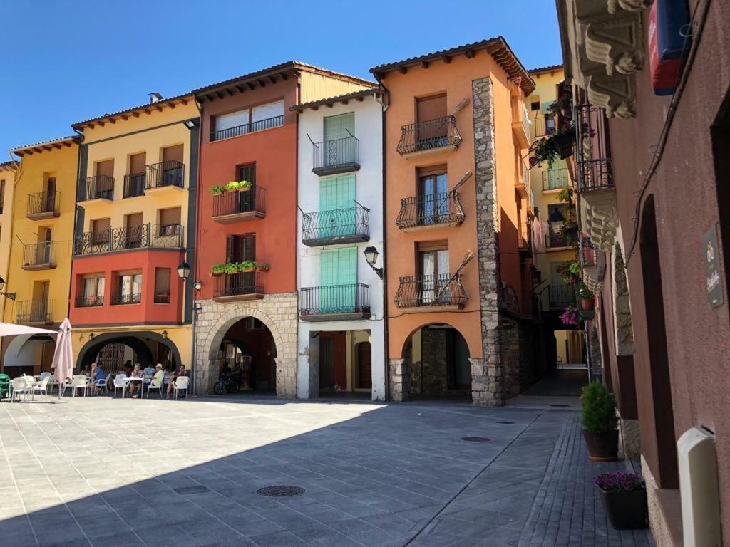 Apartamento Con Encanto El Pont de Suert Eksteriør billede