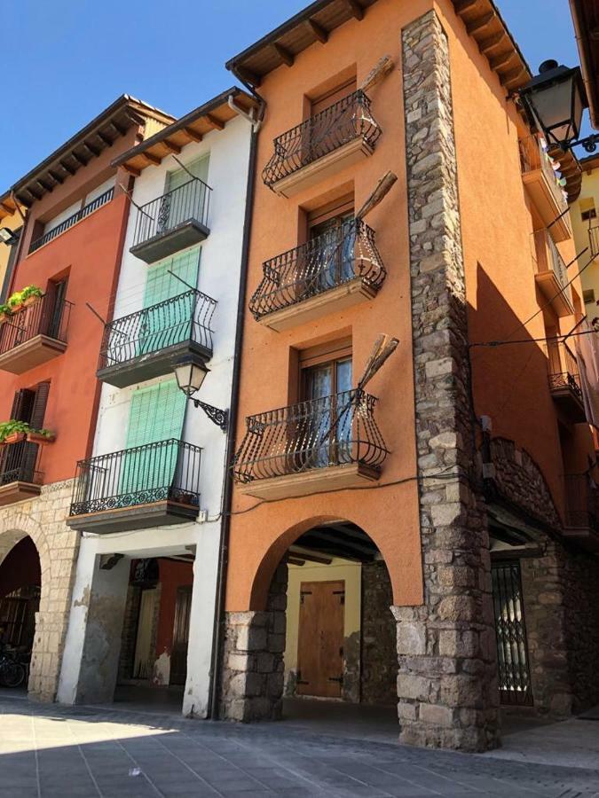 Apartamento Con Encanto El Pont de Suert Eksteriør billede